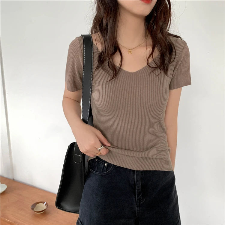 Slim Ribbed V-Neck Short-Sleeve Knit Top