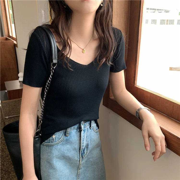 Slim Ribbed V-Neck Short-Sleeve Knit Top