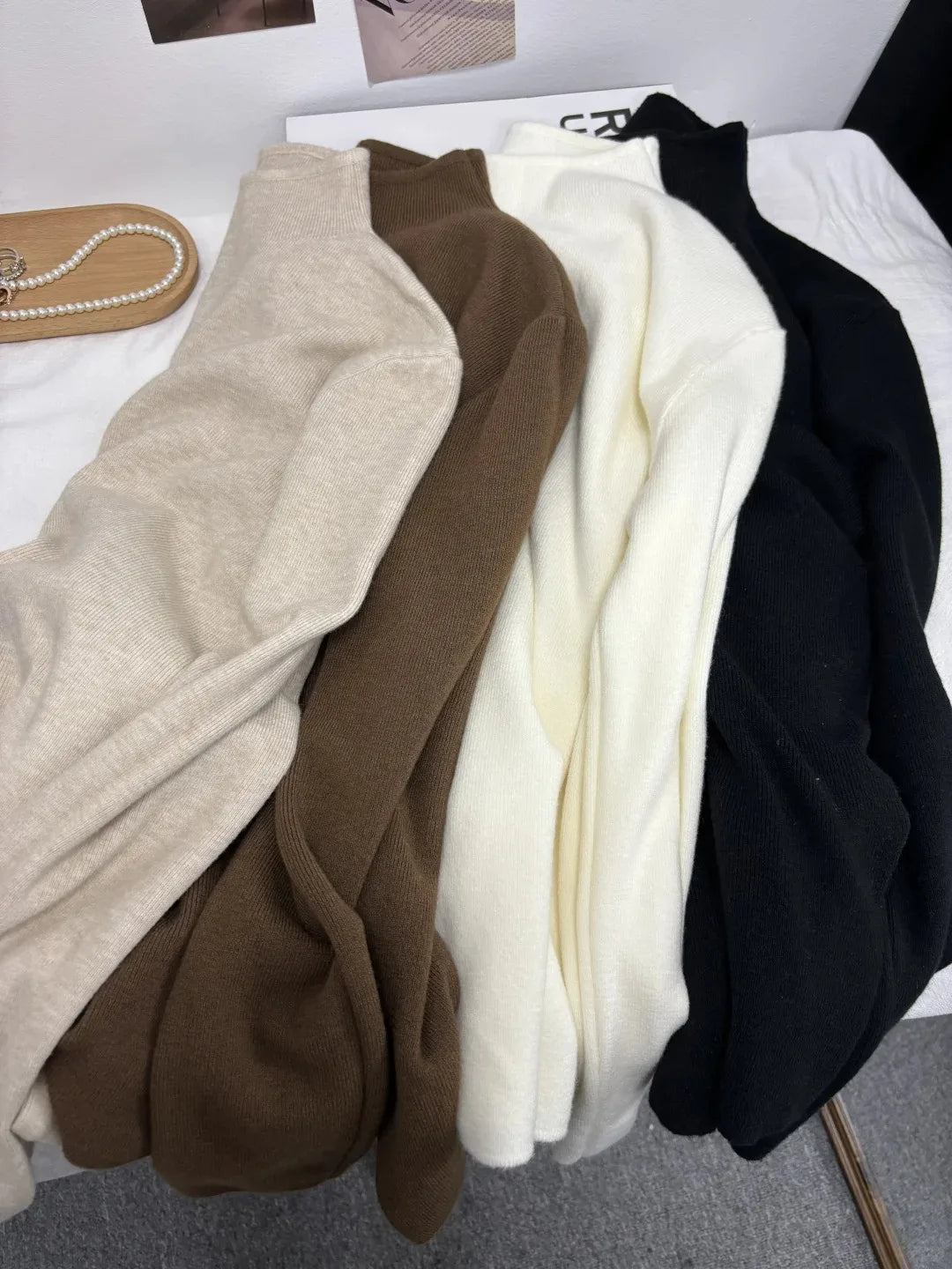 Vintage Slim Turtleneck Knit Pullover