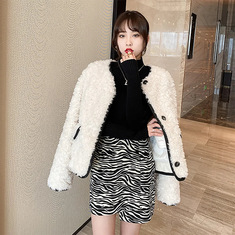 Slim Turtleneck Long-Sleeve Knit Top
