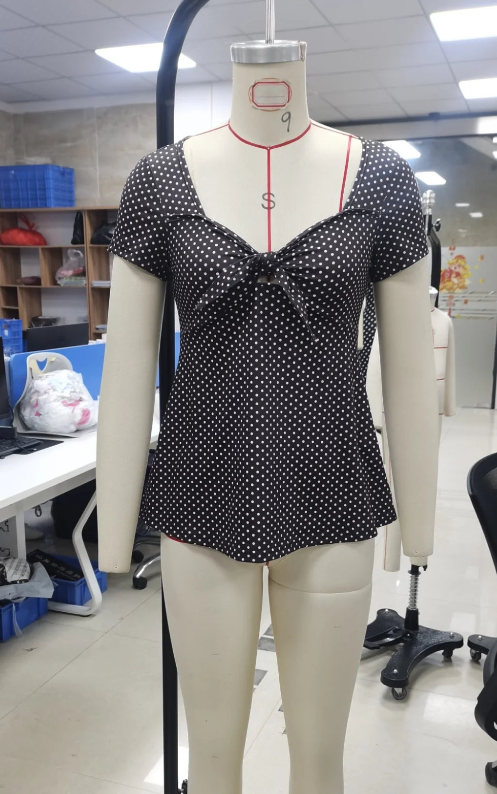 Dotted Puff Sleeve Top