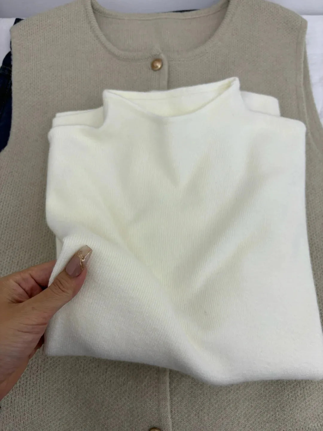 Vintage Slim Turtleneck Knit Pullover