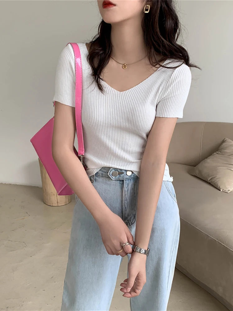 Slim Ribbed V-Neck Short-Sleeve Knit Top