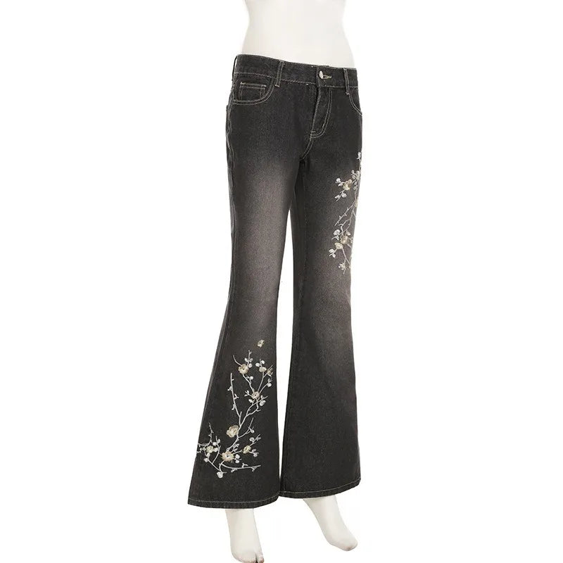 Floral Embroidery Flare Jeans