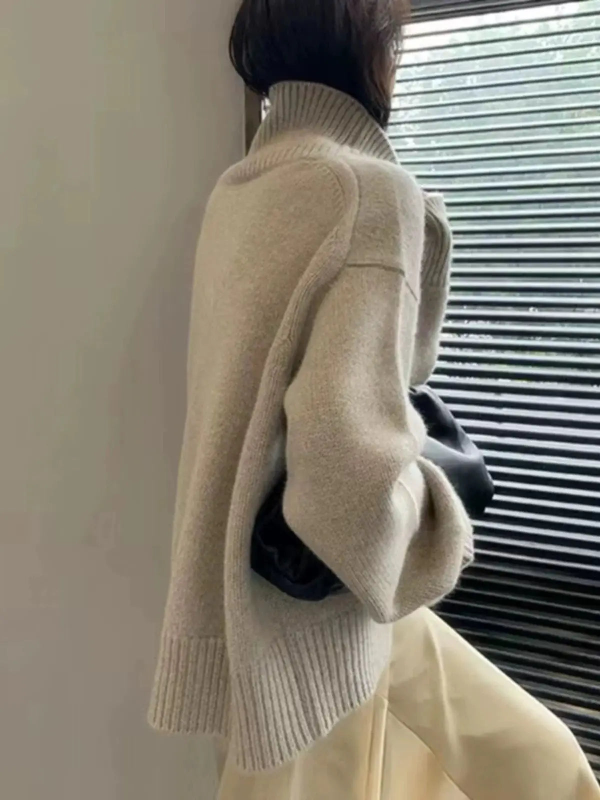 100% Cashmere Turtleneck Oversized Pullover
