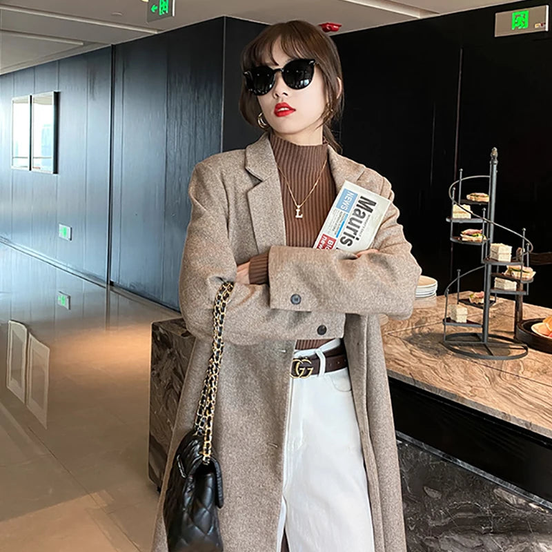 Slim Turtleneck Long-Sleeve Knit Top