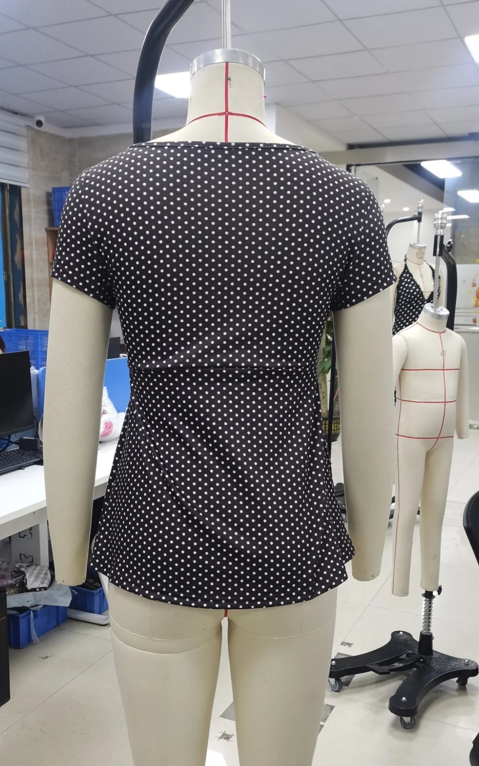 Dotted Puff Sleeve Top