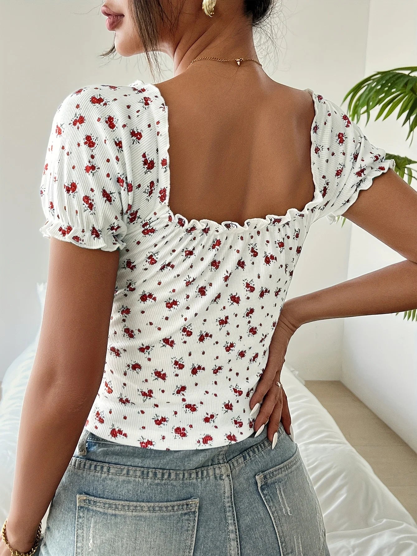 Floral Puff Sleeve Top