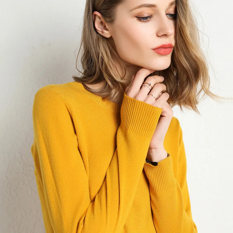 Slim Wool-Blend O-Neck Pullover