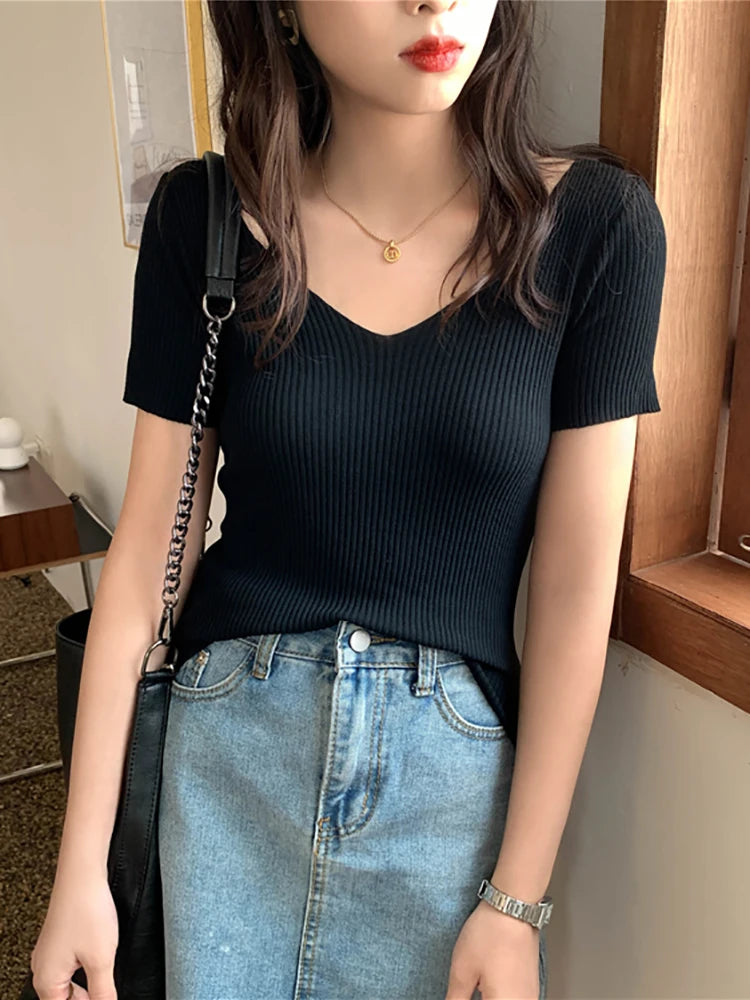 Slim Ribbed V-Neck Short-Sleeve Knit Top