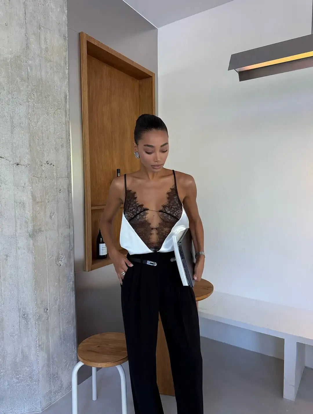 Lace Patchwork Sling Top Women Chic Deep V-neck Hollow-out Sleeveless Off-shoulder Short Blouse Lady 2025 Daily Highstreet Tops