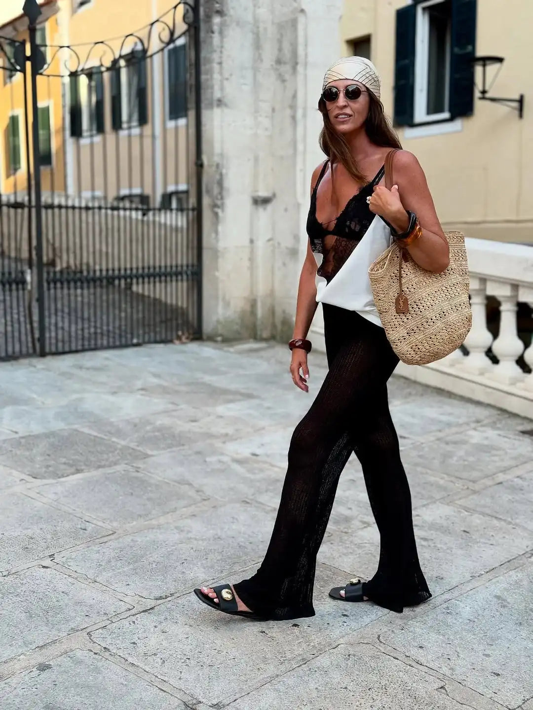 Lace Patchwork Sling Top Women Chic Deep V-neck Hollow-out Sleeveless Off-shoulder Short Blouse Lady 2025 Daily Highstreet Tops