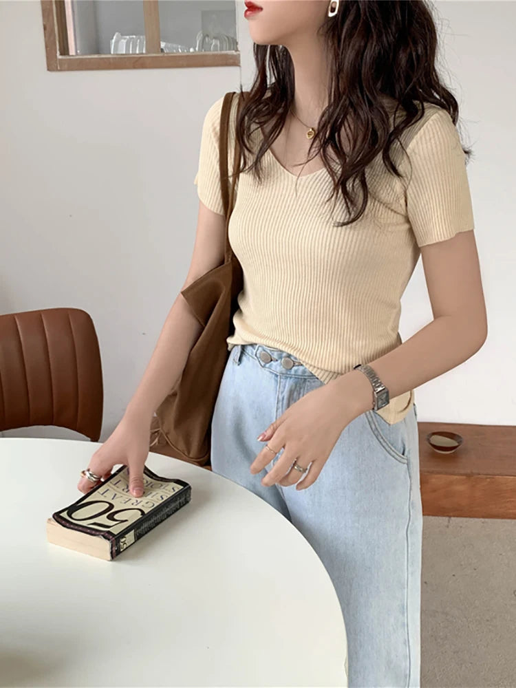 Slim Ribbed V-Neck Short-Sleeve Knit Top