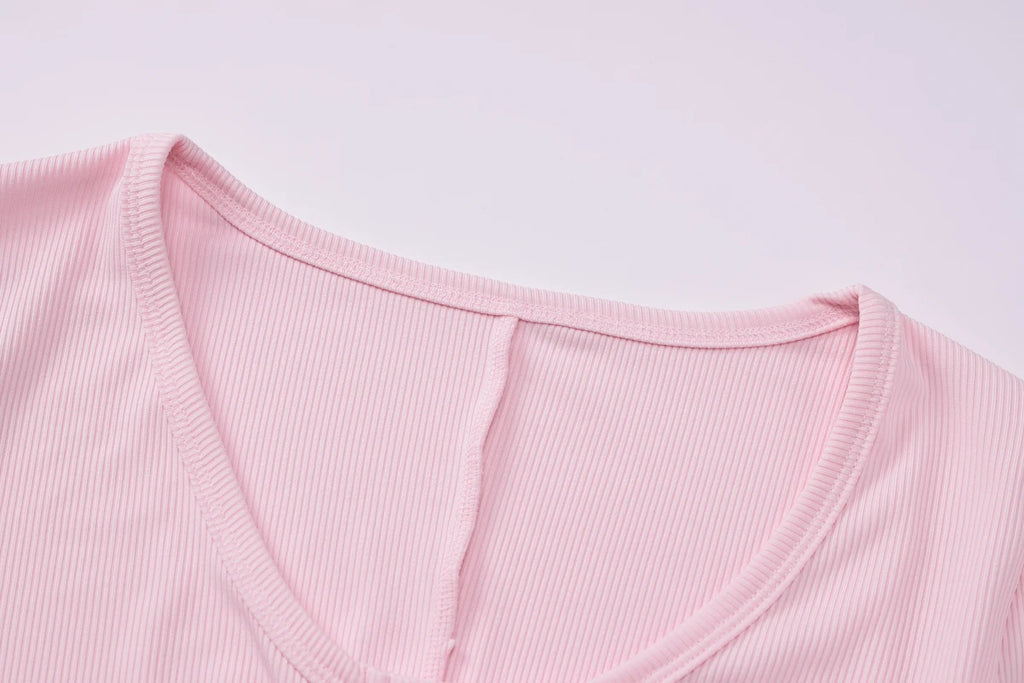 Hugcitar Spring Ribbed Solid Square Collar Long Sleeve Buttons Sexy Bodycon Skinny Playsuit Women Casual Romper Streetwear Sport